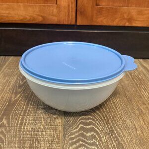 Tupperware Wonderlier Bowl – 7 ½ cup
